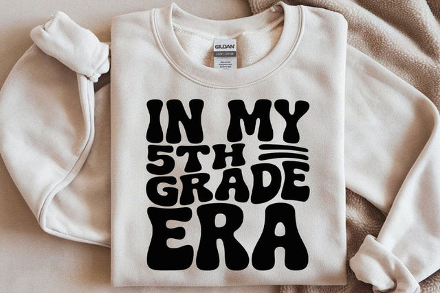 5th Grade Era SVG PNG: Retro Wavy Text, School Shirt Design SVG DesignDestine 
