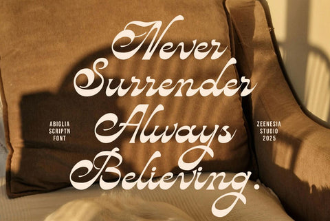 Abiglia Font Zeenesia Std 