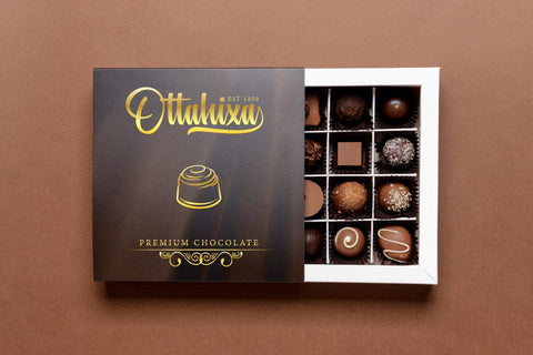 Almond Lattefay - Script Font Font twinletter 