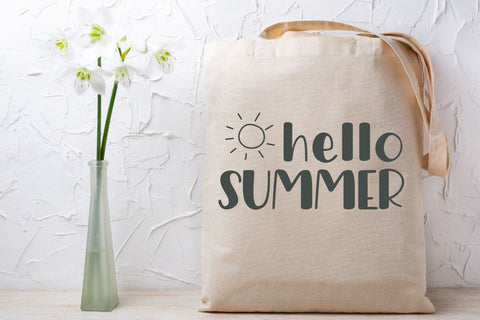 April - Display Font Font AnningArts Design 