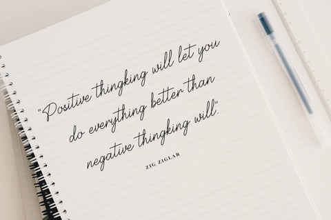 Balcony Handwritten Font Font Heinzel Studio 