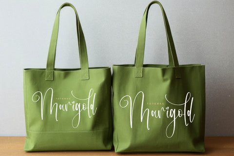 Basstemia Florasita - Beautiful Handwritten Font Font Letterena Studios 