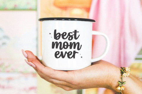 Bestie Club - Cute Bold Script Font Font KA Designs 