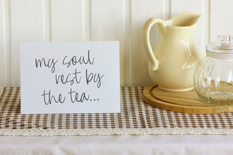 Betty Dolls - Modern Handwritten Script Font Font Timur type 