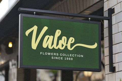 Blanket - Vintage Font Font Mozarella 