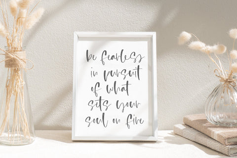 Blessed Primrose - Stylish Handwritten Font Font Timur type 