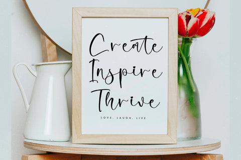 Blossom Daisy - Beautiful Handwritten Script Font Letterena Studios 