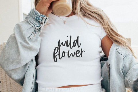 Bohemian - Modern Script Font Font KA Designs 