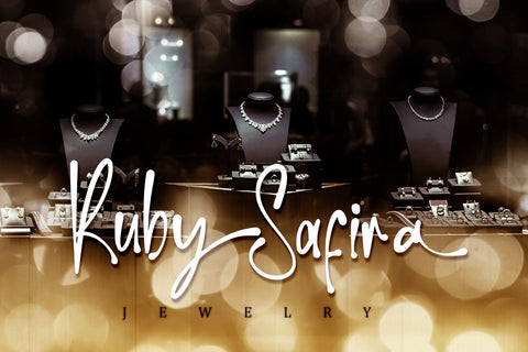 Brelian - Handwritten Font Font Sakha Design Studio 