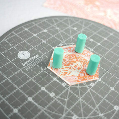 BUNDLE: Sew Magnetic 11" Rotating Self-Healing Cutting Mat + Boosters 6-Pack Physical SewTites 
