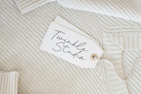 Bunny Kinsley - Casual Handwritten Script Font Font Timur type 