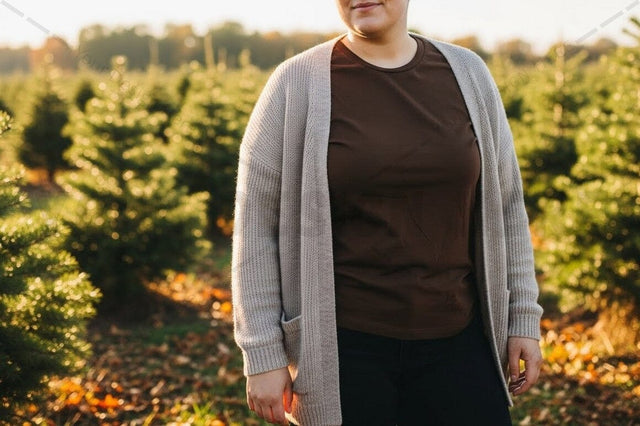 Casual autumn t-shirt and cardigan outfit Mock Up Photo Designangry 