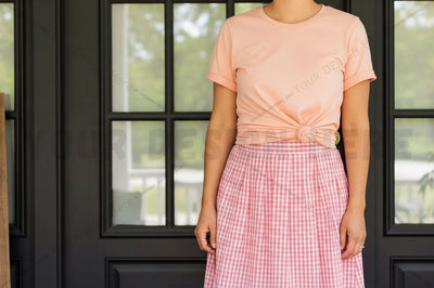 Casual pink t-shirt with knot design Mock Up Photo Designangry 