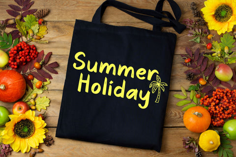 Cheerful Summer Font AEN Creative Store 