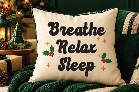 Christmas Font - Beloved Holiday Font Mozarella 