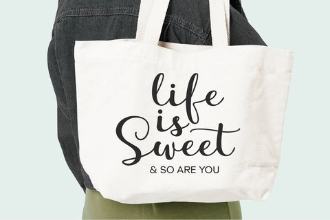 Clamaty script Font gatype 