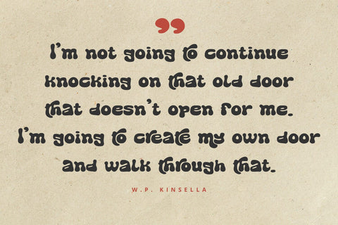 Classic Couture - Retro Font Font Alpaprana Studio 