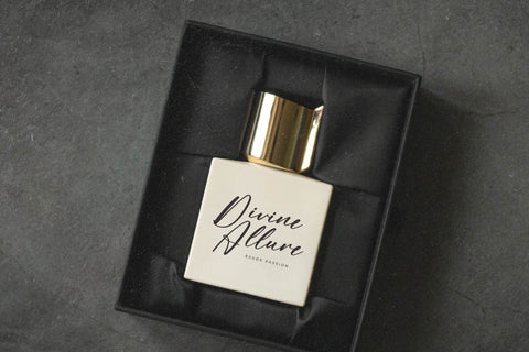 Claudia Martin - Modern Handwritten Freestyle Font Letterena Studios 