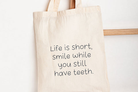 Crocodile Font Cotton White Studio 