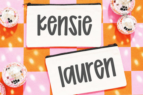 Daisy Cake - Cute Preppy Font Font KA Designs 