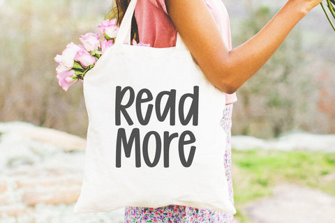 Daisy Cake - Cute Preppy Font Font KA Designs 