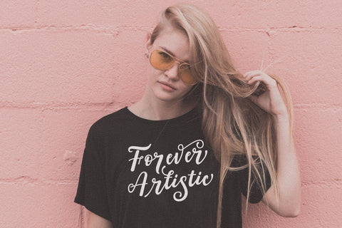 Delighted bounchy font Font Javapep 