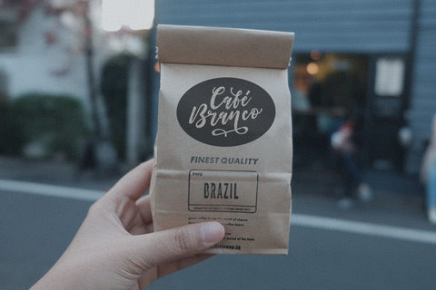 Delighted bounchy font Font Javapep 