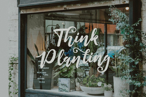 Delighted bounchy font Font Javapep 