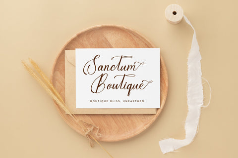 Elsantie Perilyna - Modern Beauty Script Font Letterena Studios 