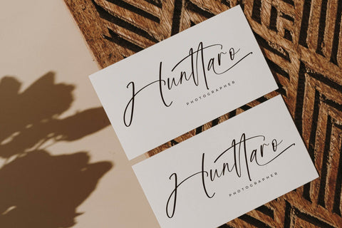 Emeython - Modern Handwritten Font Font Letterena Studios 