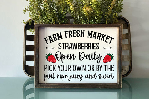 Farm fresh market strawberries svg design SVG Regulrcrative 