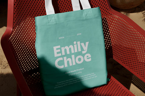 Floriena Font Zeenesia Std 