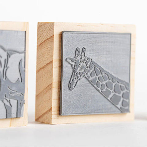 FLUX Beamo 30W C02 Laser Cutter & Engraver with Autofocus Attachment Physical Swing Design 