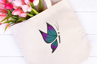 Flying Butterfly with Gradient Wings Embroidery Embroidery/Applique DESIGNS Risa Rocks It 