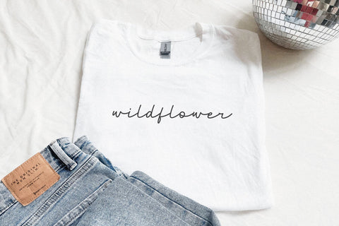 Forever - Handwritten Script Font Font KA Designs 