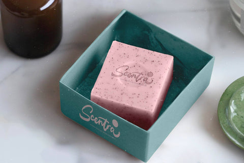 Gelmake Clencha - Bold Calligraphy Font Font Letterena Studios 