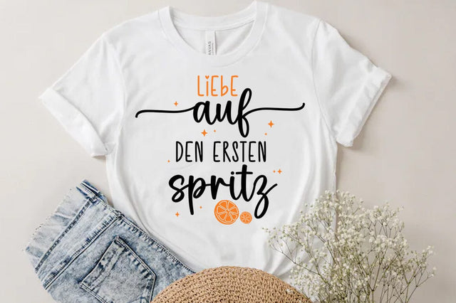 German Quote Plotter File Aperol SVG PNG, Liebe auf den ersten spritz SVG FiveStarCrafting 