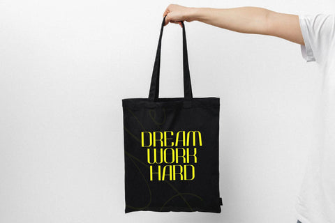 Gleriouh Typeface Font Storytype Studio 