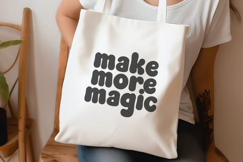 Golden Charm - Fun Groovy Font Font Masyafi Studio 