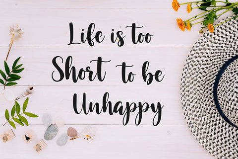 Graficia Font Abo Daniel Studio 