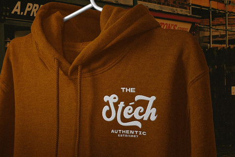 Hamilton - Bold Script Font Font Mozarella 