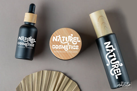 Hand Drawn Groovy Retro Font - Vintage Babe | Modern Retro Font Font Mastilo Designs 