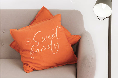 Harmony Myshine - Stylish Handwritten Font Font Letterena Studios 