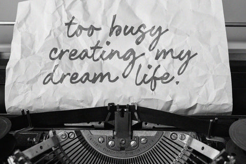 Harvey Jackson - Rough Handbrushed Font Font Timur type 