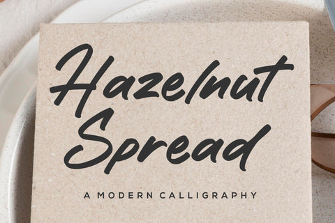 Hazelnut Spread Font Font Balpirick 