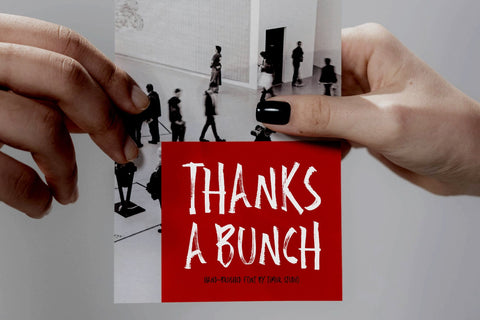 Head Hunters - Hand-Brushed Font Font Timur type 