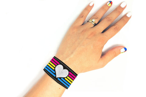 Heart with 6 Rainbow Lines ITH Applique Embroidery Embroidery/Applique DESIGNS Designed by Geeks 