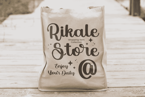 Hello Autumn Font Mozarella 