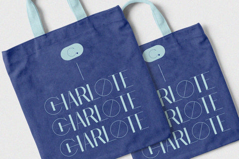 Hello Chloe Font Zeenesia Std 