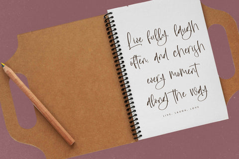 Highland Soonbeam - Modern Handwritten Font Font Letterena Studios 